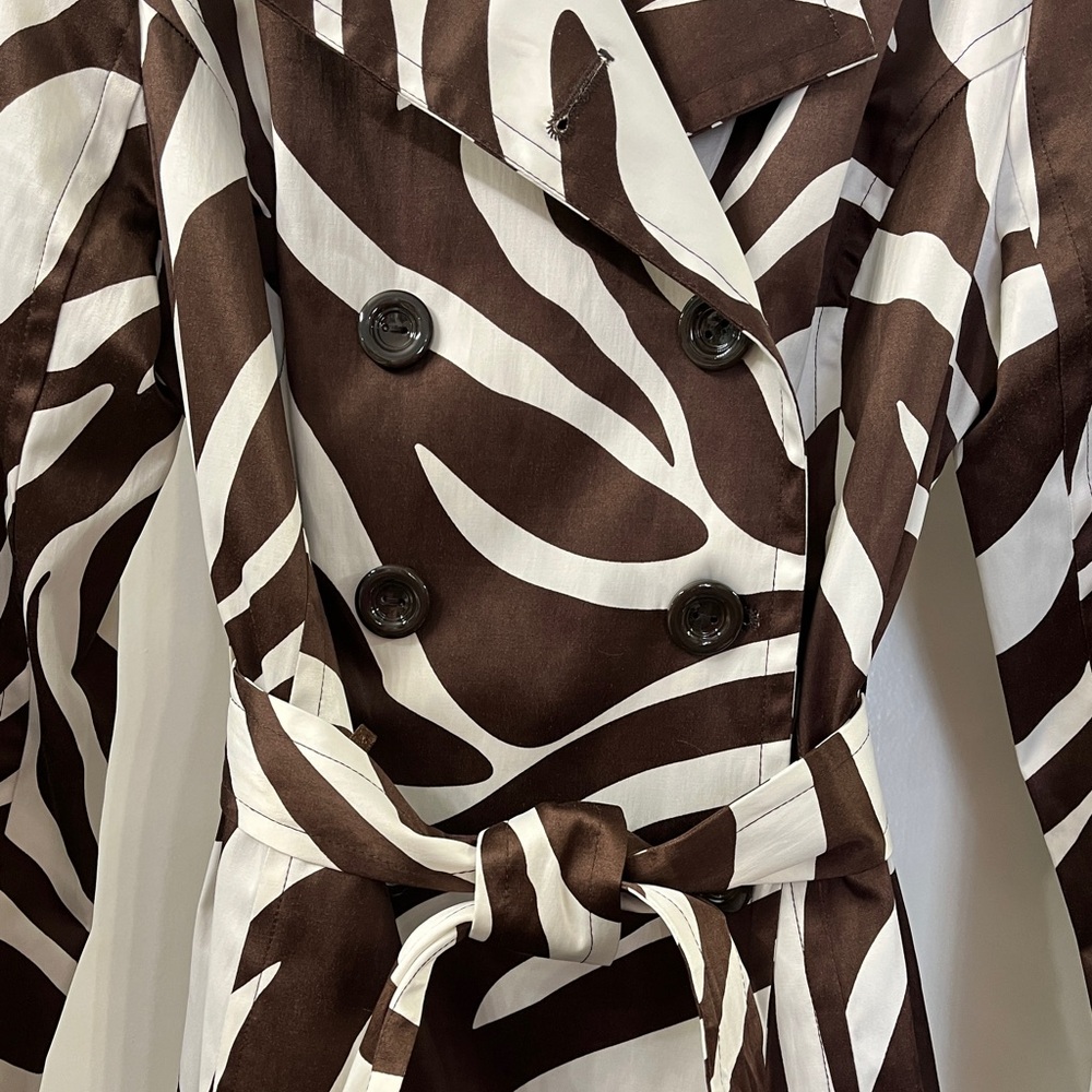 iz Byer California Vintage Brown and White Animal Print Coat L - Picture 4 of 7